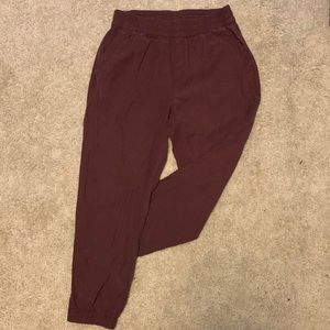 Old Navy burgundy joggers with pockets